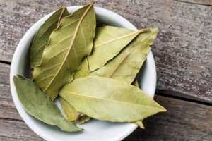 Organic Ad Hoc <b>Dried</b> Bay Leaves Powder Raw Processed with Rose-<b>Dried</b> Method Category <b>Dried</b> <b>Flowers</b> & Plants - Product Image 2