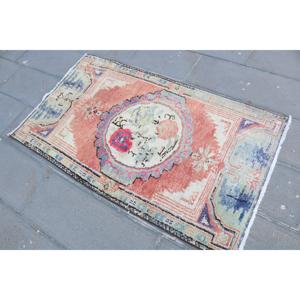 Vintage Turkish Small Rug 2.9x5 ft, <b>Red</b> Camouflage Rug <b>Wool</b> - Product Image 2