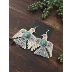 Pendientes Colgantes Hechos a Mano por Artesanos Navajo, Oro Sonora y Plata de Ley, Diseño de Alas de Pájaro del Trueno con Turquesa, para Regalo - Product Image 3