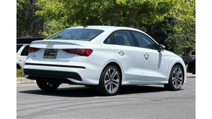 ออดี้ เอ3 พรีเมียม พลัส เอดับเบิ้ลยูดีวี ปี 2025 สภาพดี ใช้งานน้อย - Product Image 3