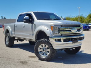 Ford Super Duty F-250 SRW LARIAT 2018 Usado en Buen Estado - Product Image 2