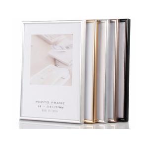 Cadre photo en bois moderne et minimaliste pour décoration murale ou de table du salon avec un design élégant et durable et des caractéristiques écologiques - Product Image 1