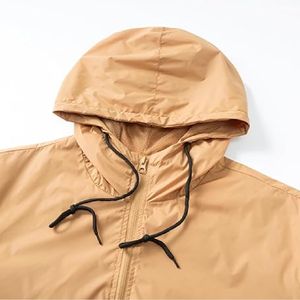 Manteau de pluie de haute qualité d'usine veste de sécurité imperméable pour le travail en plein air avec logo de poches personnalisé - Product Image 3