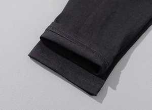 เสื้อยืดคอกลมแขนยาวสำหรับผู้ชายเสื้อยืดคอกลมขนาดใหญ่สำหรับฟิตเนสสีพื้นทรงหลวมสำหรับใส่เล่นกีฬาใส่ฤดูร้อนออกแบบโลโก้ได้เอง - Product Image 3