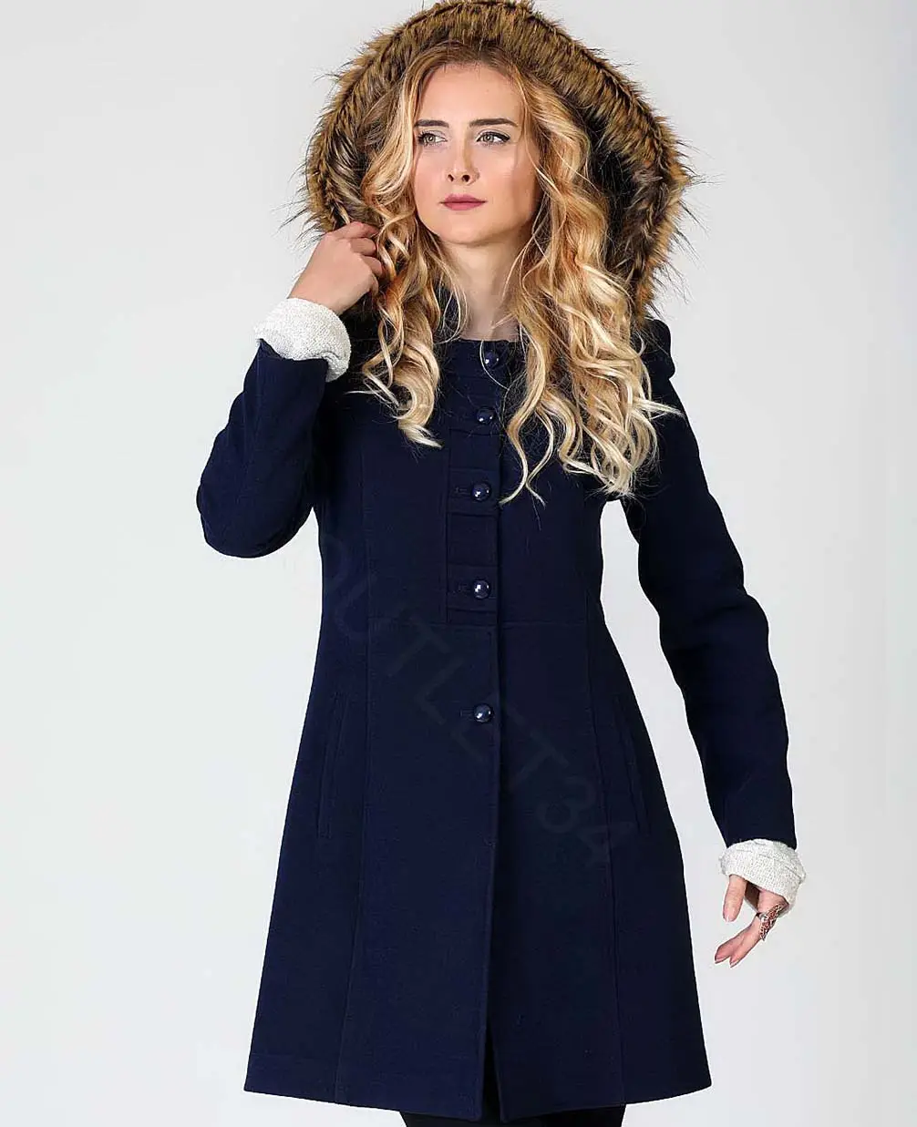 Dernière mode hiver Long Style femmes manteau de laine granulaire longues vestes vêtements chapeau en cuir chaînes d'approvisionnement agiles