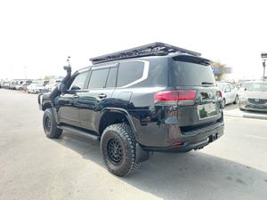 2023สำหรับ Toyota สำหรับ Land Cruiser Sahara รถพวงมาลัยขวาแบบใช้พร้อมเบาะผ้าและกล้องหลัง - Product Image 5