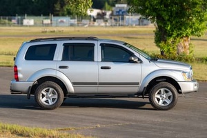 Dodge Durango SLT 4x4 4WD/AWD V8 Automática de 5 Velocidades, Modelo 2006, Más Vendida - Product Image 3