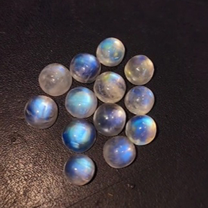 Lote de 306 piezas de cabujón de piedra lunar arcoíris Natural 430cts piedra preciosa blanca 7x5mm a 10x8mm Tamaño de pera ovalada US $121 - Product Image 3