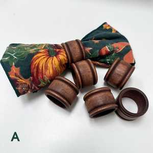 Anneau de serviette en bois fait à la main en forme de cabane - article tendance et nouveau ici - Product Image 3