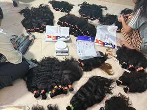 Extensions de cheveux humains bruts alignés sur les cuticules vierges du temple indien Paquets ondulés bouclés de couleur naturelle directement de fournisseurs fiables - Product Image 4