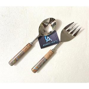 ชุดเซิฟเวอร์สลัดสแตนเลสเคลือบทองพร้อมด้ามจับหินขัดเครื่องครัวคุณภาพระดับพรีเมียม - Product Image 2