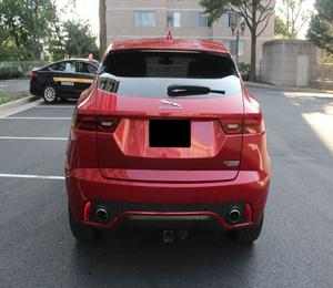 Increíble Jaguar E-PACE P300 R-Dynamic HSE 2018 en perfectas condiciones con poco kilometraje en stock, ofrecido a una oferta increíble - Product Image 2