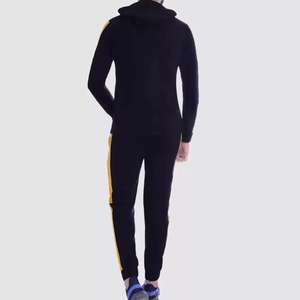 Conjunto de chándal estampado de invierno para hombre, servicio OEM al por mayor, con cordón de manga larga y capucha para entrenamiento de fútbol - Product Image 3