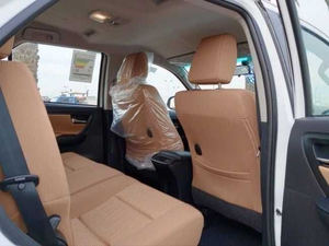 Nuevo SUV SR5 2022 con Motor Diésel 4.1-6L, Euro V, Blanco, I-Force Max Premium Turbo Automático, Volante a la Izquierda, Cuero Oscuro, R20, Techo Panorámico - Product Image 2