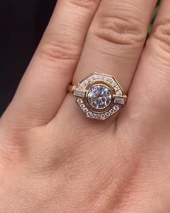 Anillo de Diamante Moissanita de Oro de 10K de Alta Calidad para Boda o Aniversario y para Regalo, Disponible a Precio de Exportación - Product Image 1