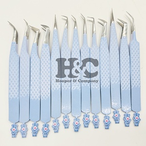 Pinzas para Pestañas Postizas de Diseño Personalizado, Pinzas de Acero Inoxidable con Logotipo, Diseño de Oso de Peluche, Tendencia Superior en Pestañas Postizas de Mink Sostenible - Product Image 3