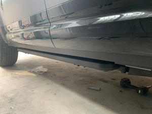 Estribo de Pedal lateral eléctrico de estilo Original para <span class=keywords><strong>Land</strong></span> <span class=keywords><strong>Rover</strong></span> <span class=keywords><strong>Defender</strong></span> 90/110/<span class=keywords><strong>130</strong></span> piezas de carrocería de aleación de aluminio paso lateral eléctrico - Product Image 3