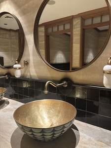 Lavabo de Latón Antiguo para Decoración de Baños Clásicos que Combina Encanto Vintage con la Durabilidad del Metal - Product Image 3