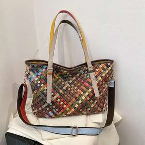 Sac fourre-tout pour femme en tissu tissé de couleur tendance, sac à main à bandoulière unique pour les voyages, les courses, la vie quotidienne en plein air - Product Image 1