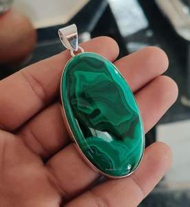 100% malachite naturelle pendentif en argent fait à la main 925 pendentif en argent Sterling pendentif en malachite ovale femmes taureau pierre de naissance OEM - Product Image 1
