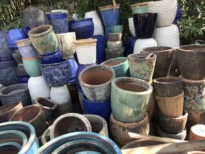 [Leo Nguyen Le] - Venta al por mayor de cerámica vietnamita esmaltada para exteriores, inventario a granel para macetas de cerámica - Product Image 4