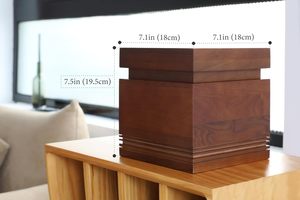 Urne en bois de noyer fabriquée à la main pour cendres humaines Urne décorative en bois de noyer adulte pour cendres adultes mâle et femelle jusqu'à 220 lb - Product Image 4