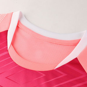 Conjunto de Uniforme de Fútbol Sublimado de Alta Calidad, Impresión de Logotipo Personalizado, 100% Poliéster, Impermeable, Secado Rápido, Transpirable, Tallas Personalizadas - Product Image 2