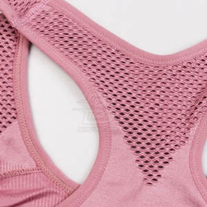 Soutien-gorge de sport pour femme de haute qualité, sur mesure, respirant, offrant un bon maintien, en spandex/nylon, en vente - Product Image 4