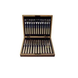 Handmade Brass Spoon Cream Cosmetic for Wedding Gift Items and Best Quality Golden Brass Spoon and Palm Design - Product Image 5