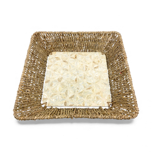 Plateau décoratif de style bohème en rotin avec incrustation de nacre, design flexible, bord en jonc de mer fait à la main pour la présentation de table et le service de nourriture - Product Image 5