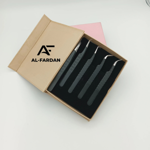 Pince à cils motif coeur noir mat AL-FARDAN outil de beauté en acier inoxydable incurvé fort Extensions pointues nues cils - Product Image 1