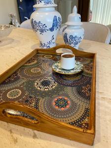 Bandeja de madera de diseño moderno con asas para servir té Otomano o como regalo para ella - Product Image 3