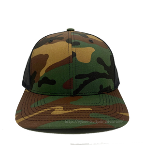 Casquette de camionneur classique unie 6 panneaux avec logo personnalisé OEM Casquettes de sport unisexes à dos en maille de taille réglable - Product Image 5