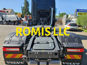 Nuevo Camión Tractor FH 6X4 Diésel Automático Euro 6 con Volante a la Izquierda, Asiento con Suspensión Neumática, para Transporte Logístico - Product Image 4