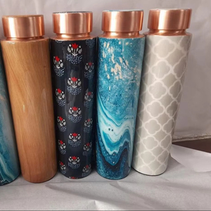 ขวดน้ำทองแดงบริสุทธิ์พร้อมฝาปิดกันรั่วภาชนะใส่น้ำดื่มพลาสติกสำหรับเดินทางดีไซน์รูปทรงและขนาดกำหนดได้เอง - Product Image 1