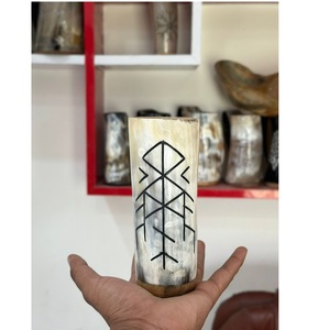 Corne à boire viking artisanale de qualité supérieure en corne de buffle, écologique, 6 pouces, ART ARTISANAL INTIME, style médiéval - Product Image 1