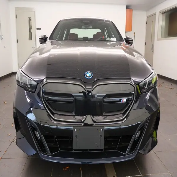 Carro de luxo com motor elétrico BMW i5 usado mais vendido 2023