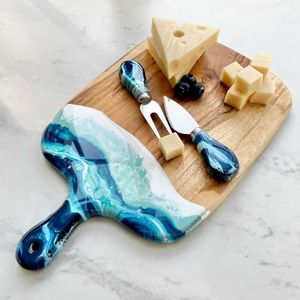 Planche à fromage en bois, planche à découper ronde, durable, éco-responsable, épaisseur 1,5 cm, forme personnalisée, multicolore, décoration de cuisine, restaurant - Product Image 2
