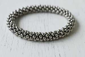 Brazalete de abeja hecho a mano con cuentas-Brazalete para mujeres y niñas - Product Image 3