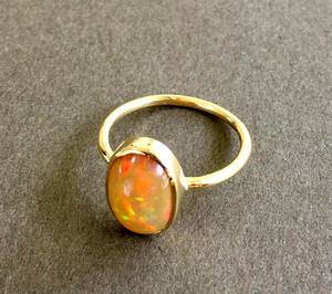 Nueva moda 8x10mm rectángulo Arco Iris piedra lunar anillo más nuevo plata chapado en oro bisel conjunto anillo para todas las joyas de piedra de nacimiento de mayo - Product Image 4