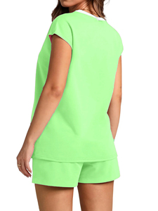 Short de qualité supérieure et abordable en deux pièces avec haut Explorez le summum du confort et du style - Product Image 2