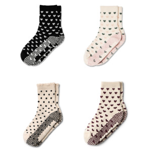 Chaussettes de Pilates personnalisées en gros pour femmes, motif cœurs mignons, tricotées antidérapantes, pour studio de yoga, accessoires de merchandising - Product Image 2