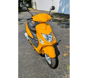 Scooter SUPER PREMIUM RX-50 4 temps 50cc sans fil/à batterie - Acompte - Product Image 1
