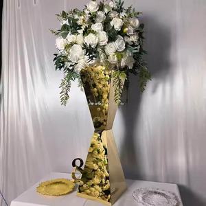 ขาตั้งดอกไม้โลหะทรงเรขาคณิตคุณภาพสูง ทนทาน หรูหรา สำหรับตกแต่งโต๊ะงานแต่งงาน - Product Image 6