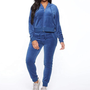Vêtements pour dames Ensemble de survêtements en velours à fermeture éclair de couleur unie quantité minimale de commande bas Design personnalisé Survêtement en velours pour femmes pour l'extérieur - Product Image 1