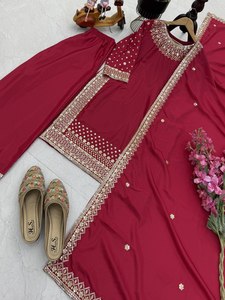 Traje de pantalón Kurta estampado en la parte delantera y trasera de Lehenga de fiesta moderna de Chinon con Dupatta hecho de tela Reyon - Product Image 6
