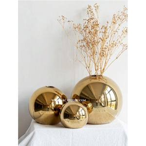 Wholesale Deluxe Quality Metal Home Table Decorative Flower <b>Vases</b> <b>Gold</b> Polished Modern Design Flower <b>Vases</b> At Reasonable Price - Product Image 5