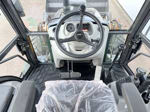 รถตัก4WD 570SV กรณีรถตักด้านหน้าพร้อมรถแบคโฮสำหรับเครื่องยนต์กราวน์เป็นส่วนประกอบหลัก - Product Image 6