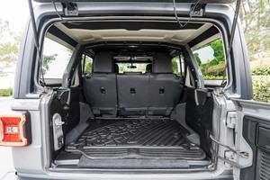 Jeep Wrangler Unlimited Sport 4x4 2020 Usado en Buen Estado, Motor V6 de 3.6 Litros - Product Image 6