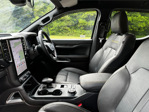 Occasion 2024/2025 Gris R.a.n.g.e.r 2.0 TD EcoBlue Wildtrak Auto 4x4 Euro 6 (s/s) 4 portes 9000 miles 2024 (24 mois d'ancienneté) Automatique Diesel - Product Image 6